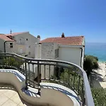 شقة Arina - 20 M From Beach,