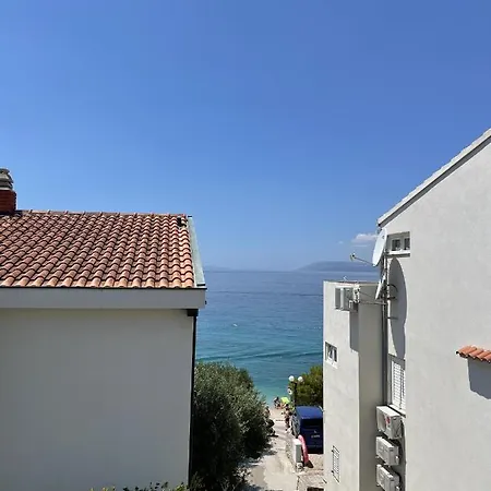 Arina - 20 M From Beach, *