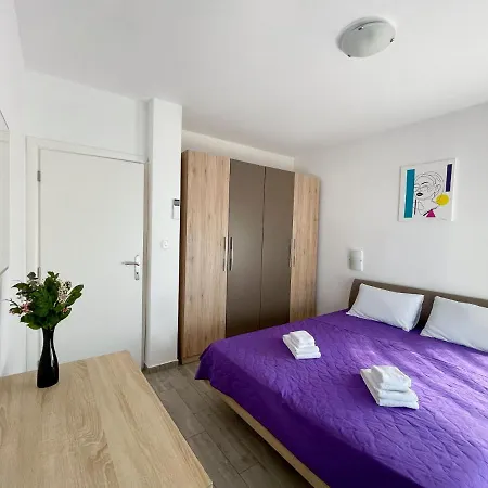 Apartment Arina *